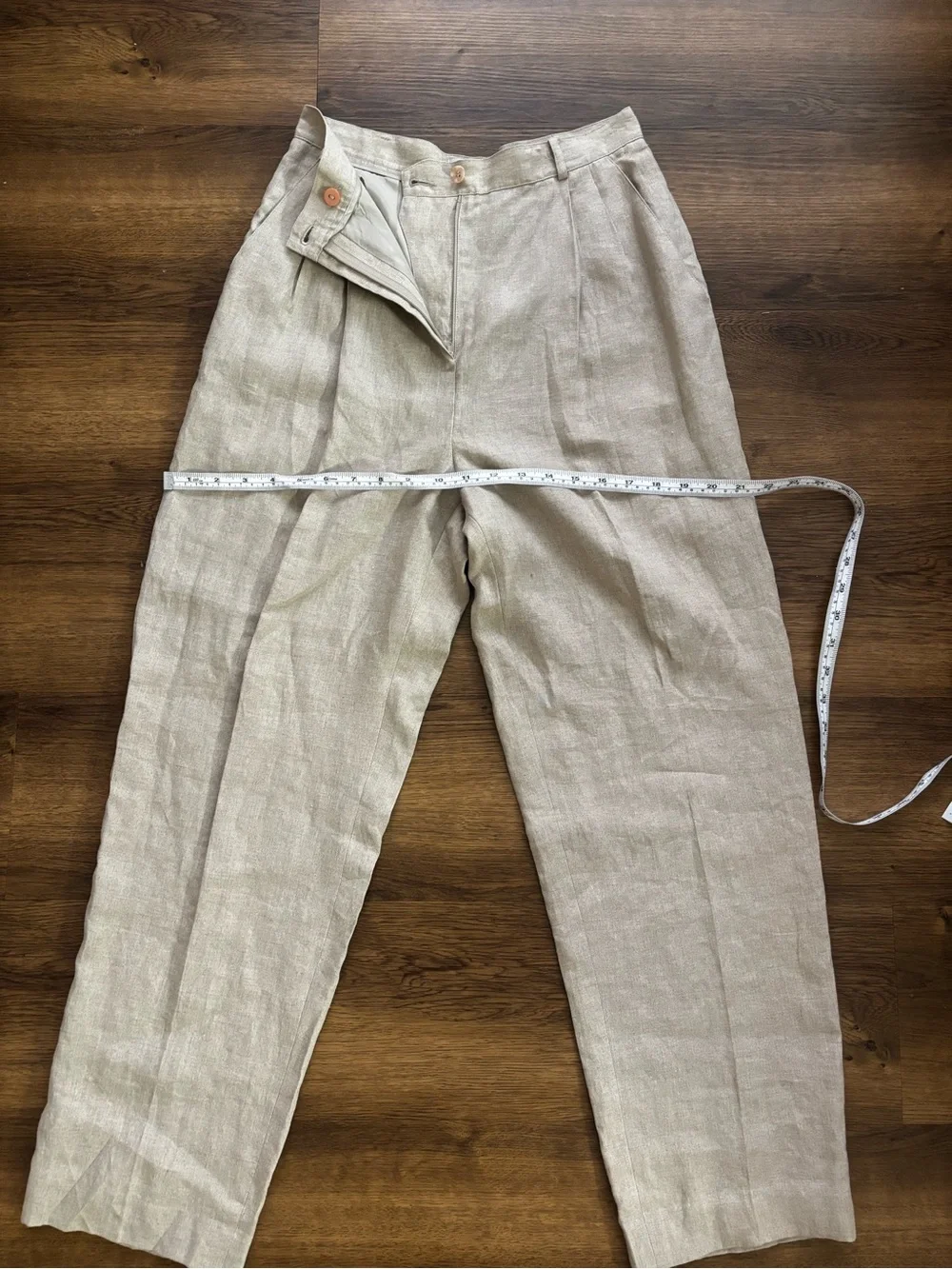 Liz Claiborne Men's Light Beige Pleated Chinos